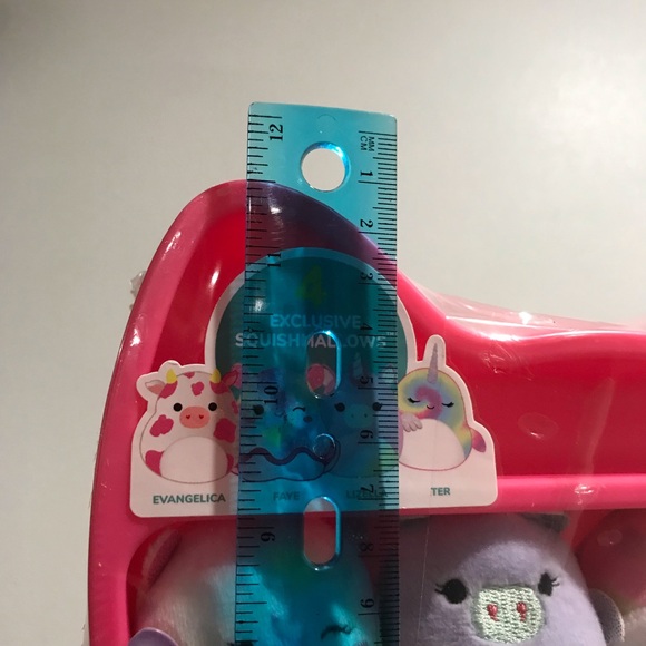 Squishmallows Squishville Display Pink Case w/ Set of 4 Plush 2" fits up 20 NEW - Picture 8 of 11